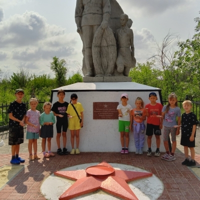 Свеча памяти.